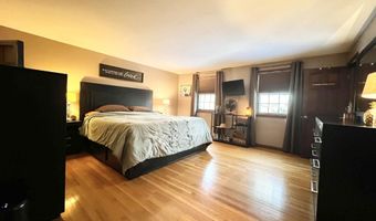 12 Nathaniel Dr, Amherst, NH 03031