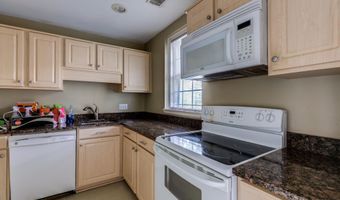 2991 S COLUMBUS St B2, Arlington, VA 22206