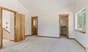 671 Kelso Woods Dr, Athol, ID 83801