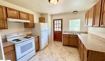 219 Grafton Ave, Alma, MI 48801