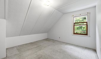 1109 S 2nd St, Alma, WI 54610