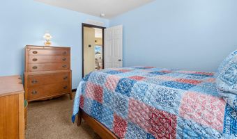 4210 Leeward Ln, Allendale, MI 49401