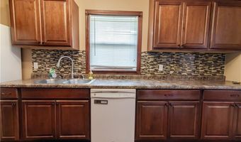 905 Parallel St, Atchison, KS 66002