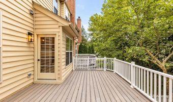 43621 DUNHILL CUP Sq, Ashburn, VA 20147