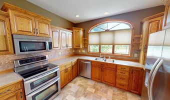 1802 Crystal Dr, Albert Lea, MN 56007