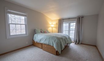 8716 FOUNTAIN GROVE Rd, Amherst, WI 54406