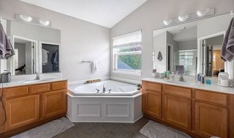 3960 Georgetown Cir, Algonquin, IL 60102