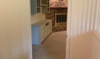 5621 CARL St, Alexandria, LA 71301