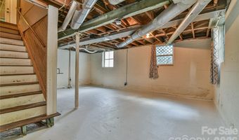 64 Arthur Rd, Asheville, NC 28806