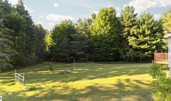 2204 NW Plum Valley Rd, Alden, MI 49612