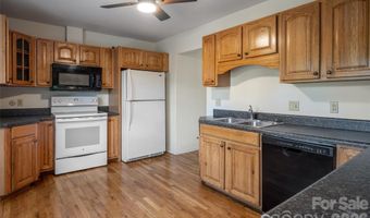 52 Blake Dr, Arden, NC 28704
