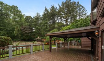 245 Borden Rd, Middletown, NJ 07748