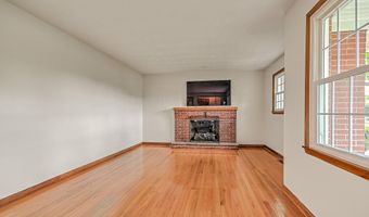 879 NE Wayne Ave, Abingdon, VA 24210