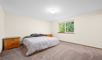 42020 FOREST COURT Ln, Astoria, OR 97103