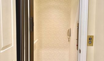 8011 SUMMER MILL Ct, Bethesda, MD 20817