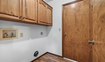 5908 Whitney Ln, Bartlesville, OK 74006