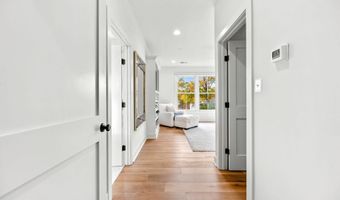 90 E LAKE Dr, Annapolis, MD 21403