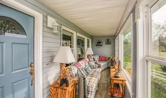 35364 SEARLS Ln, Astoria, OR 97103