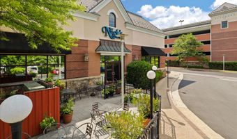 22773 ORCHARD GROVE Dr, Ashburn, VA 20148
