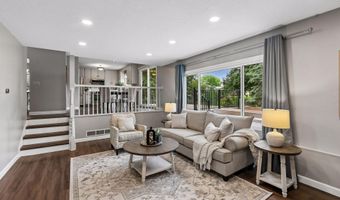 14945 Dundee Ave, Apple Valley, MN 55124
