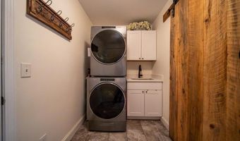 2925 Kent Ave, Cody, WY 82414