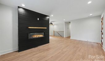 2000 Kilborne Dr, Charlotte, NC 28205