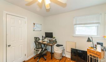 18 Hillcrest Ter, Bayonne, NJ 07035