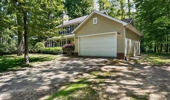 15129 Locust Grove Dr, Argentine, MI 48418