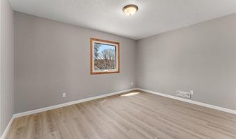 13804 Euclid Ct, Apple Valley, MN 55124