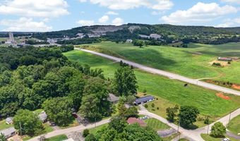 120 Pineview Dr, Albany, KY 42602