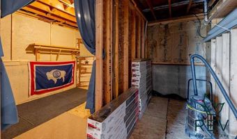 15 Arrowhead Dr, Cody, WY 82414