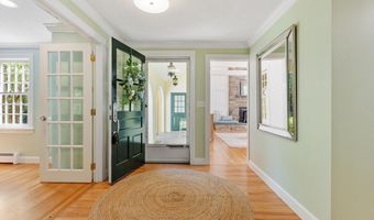 158 Kettle Hole Rd, Bolton, MA 01740