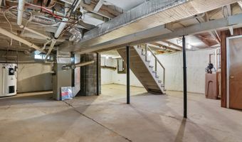 15 Granite Ter, Ansonia, CT 06401