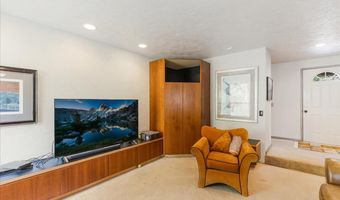20770 SW TURIN Ct, Beaverton, OR 97078