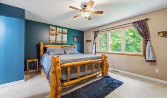 4700 Rural Oaks Dr SE, Alexandria, MN 56308