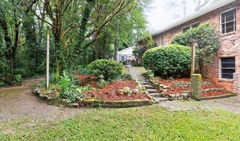 447 Bonnie Dr, Macon, GA 31204