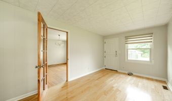 2217 Melody Ln, Anderson, IN 46012