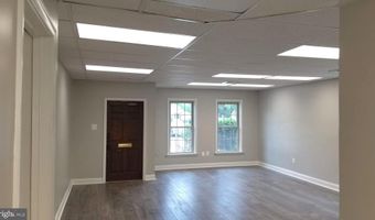 7361 MCWHORTER Pl 310, Annandale, VA 22003