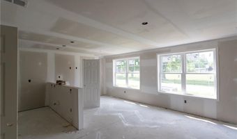 8979 Iroquois St, Angola, NY 14006