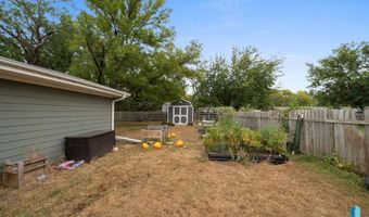 100 S Teton Dr, Brandon, SD 57005