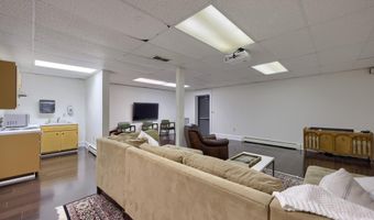 101 S 7TH St, Akron, PA 17501