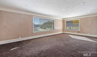 2240 Overland Ave, Burley, ID 83318