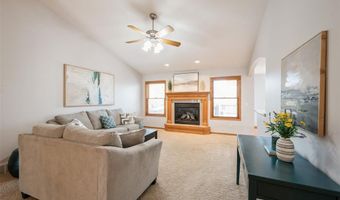 608 Ridgeview Way, Atkins, IA 52206
