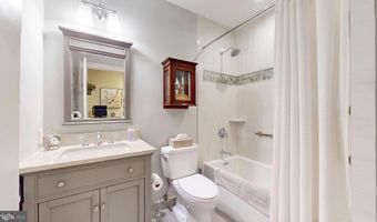 7565 MARSHALL Dr, Annandale, VA 22003