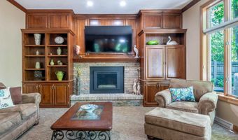 1501 S Weimar St, Appleton, WI 54915
