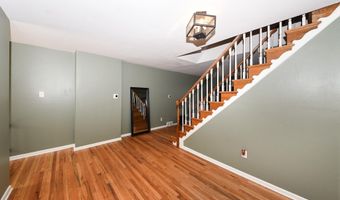 3629 WHITEHALL Ln, Philadelphia, PA 19114