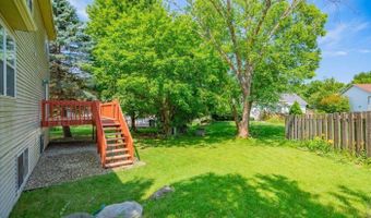 5158 Ridge Oak Dr, Madison, WI 53704