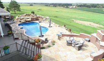 19417 S 5th Dr, Beatrice, NE 68310
