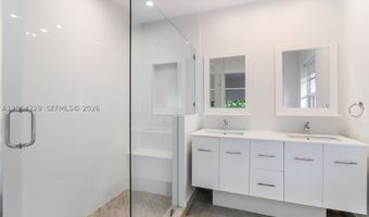 52 Camden Dr, Bal Harbour, FL 33154