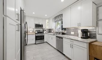 16614 Philomene Blvd, Allen Park, MI 48101